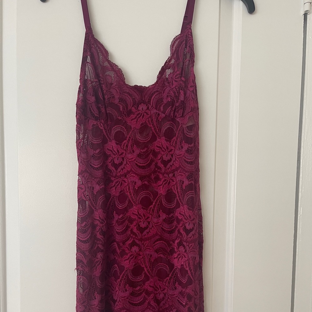 Patricia Fieldwalker Adiago Collection 100% silk lace chemise